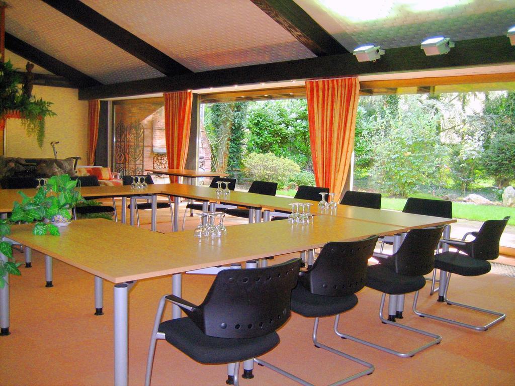 Haus Litzbruck Hotel Dusseldorf Luaran gambar