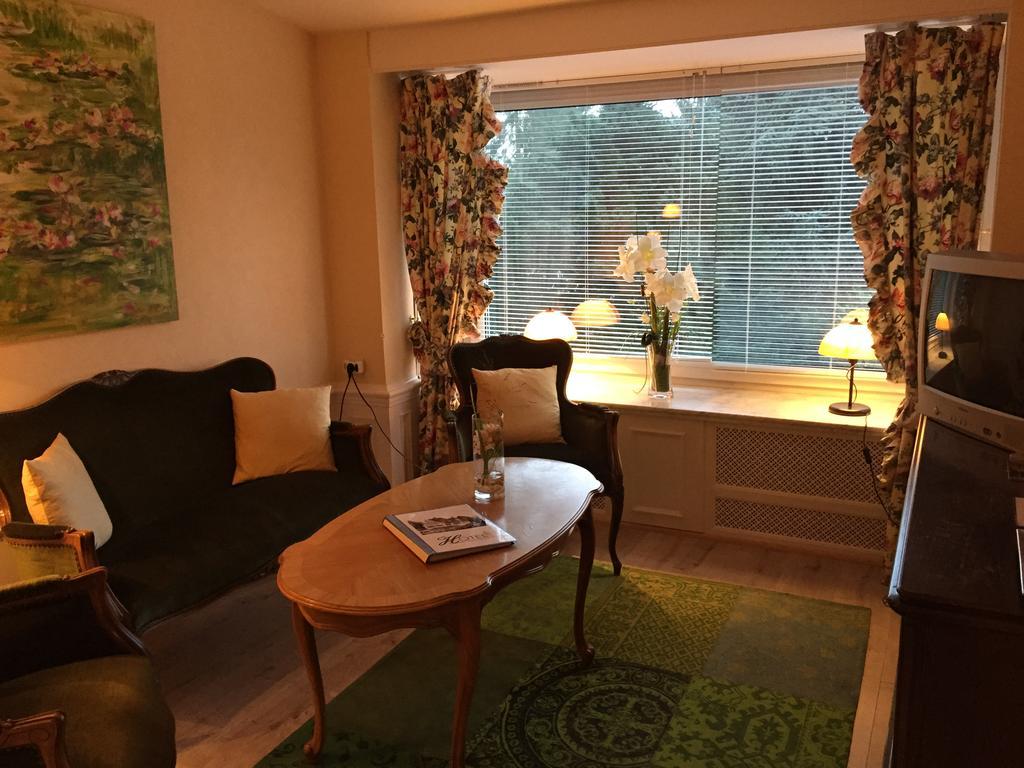 Haus Litzbruck Hotel Dusseldorf Luaran gambar