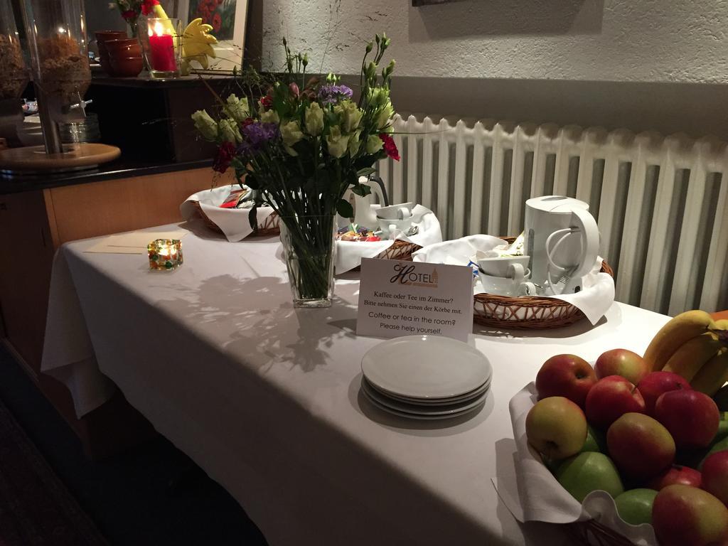 Haus Litzbruck Hotel Dusseldorf Luaran gambar